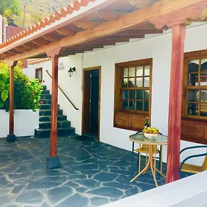 https://casa-manuela-2.in-canary-islands.com